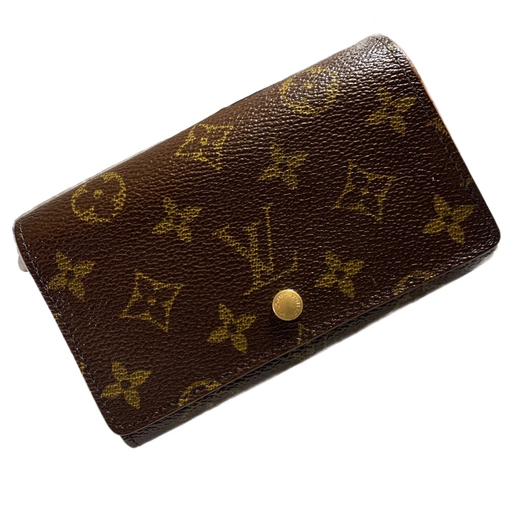 LOUIS VUITTON
Monogram Porte-Monnaie Tresor Wallet